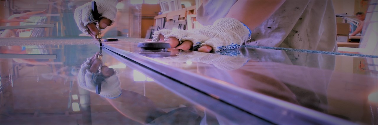 Slider, Glass Cutting Service in East London